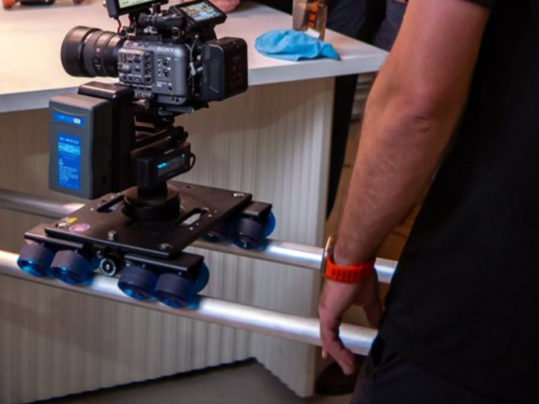 Dana Dolly Portable Dolly System on set