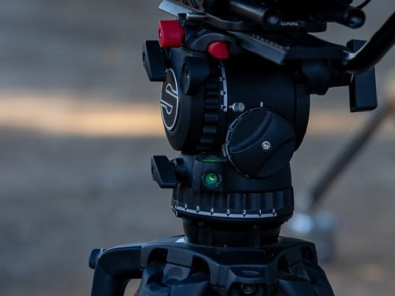 Sachtler aktiv8 Sideload on set